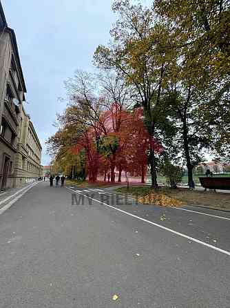 Продаж заклад громадського харчування на Набережна незалежності поверх - 1/5 Uzhhorod