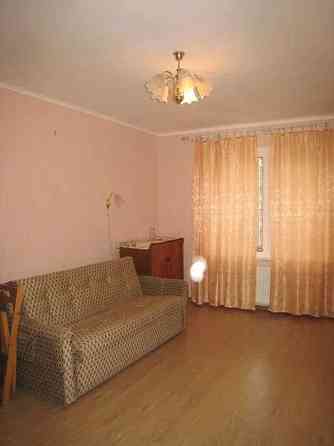 Оренда Квартира 2-кімнатна, 12/25 поверх на ул. Урловская Киев