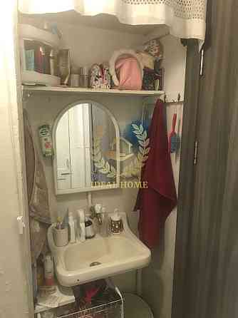 Продаж Квартира 6-кімнатна Киев