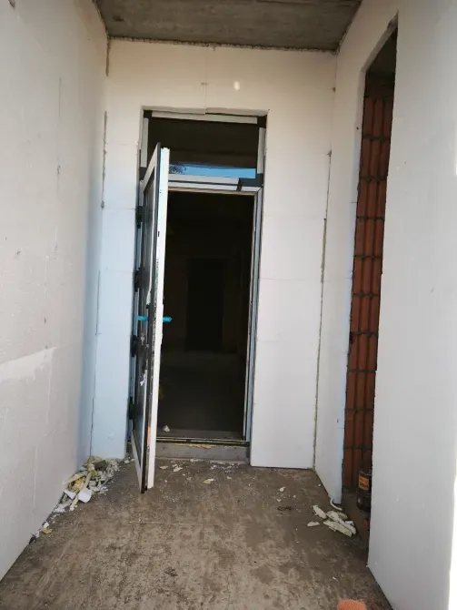 Продаж 1-поверховий Будинок з ділянкою 7 сот 185 кв.м 4 кімн. на Рівна Ужгород - фото 5