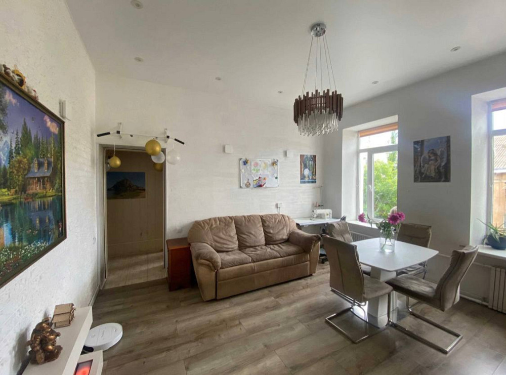 Продам 3-х комнатную в районе Кирхи Одеса - фото 2