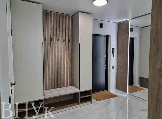 Продаж Квартира 3-кімнатна, 1/12 поверх на вул. Київська Ternopil'