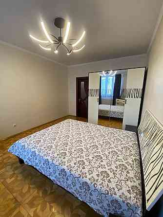 Оренда Квартира 3-кімнатна, 20/35 поверх на Княжий затон, 21 Kiev