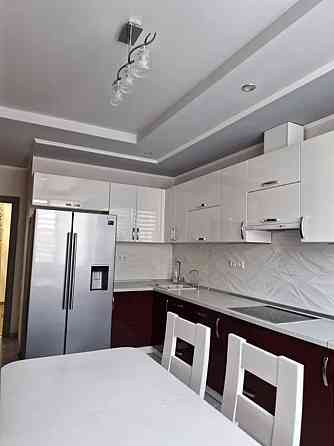 Оренда Квартира 2-кімнатна, 7/14 поверх на Юлії Здановської, 46/1 Киев