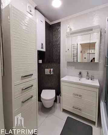 Продаж Квартира 3-кімнатна, 20/26 поверх на Юлії Здановської вул., д. 36В Kiev