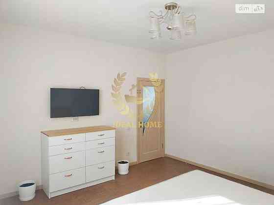 Продаж Будинок 5-кімнатний на Винницкая ул. 