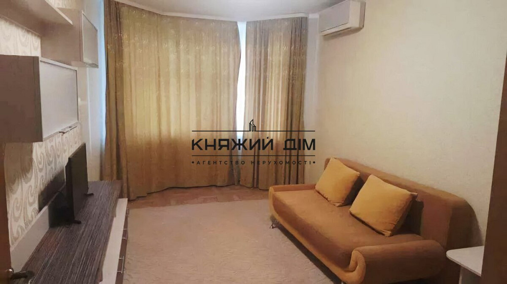 Оренда Квартира 1-кімнатна, 12/25 поверх на Єлизаветы Чавдар ул. Київ - фото 1