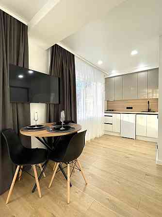 Продаж Квартира 1-кімнатна, 1/5 поверх на Братиславська вул., д. 18Б Киев