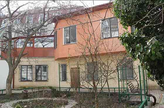 Продаж Квартира 3-кімнатна, 1/2 поверх на Ясная ул. Odessa