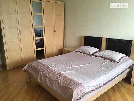 Оренда Квартира 2-кімнатна, 20/22 поверх на пр. Бажана, 14 Київ