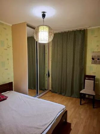 Оренда Квартира 2-кімнатна, 3/16 поверх на Михайла Гришка, 8а Киев