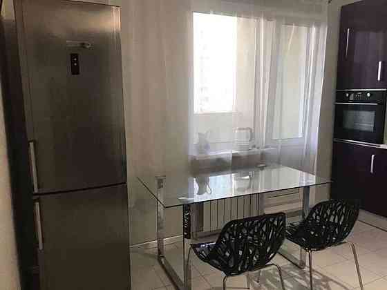 Оренда Квартира 2-кімнатна, 5/25 поверх на ул. Урловская Київ