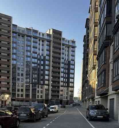 Продаж 1к Квартира 47 кв.м Домбровського 3-д Zhytomyr