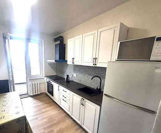 Оренда Квартира 1-кімнатна, 3/16 поверх на бул. Дарницкий Kiev