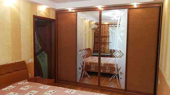 Продаж Квартира 3-кімнатна, 5/9 поверх на Володимирська вул., д. 89/91 Київ