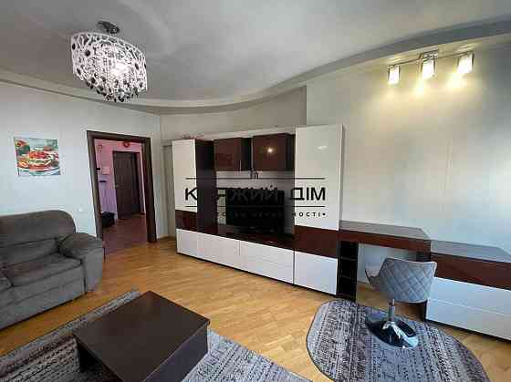 Оренда Квартира 2-кімнатна, 15/26 поверх на Днепровская Набережная Kiev