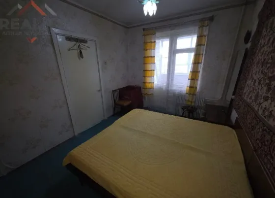 For rent 3-room Apartment 63 sq.m Тополь-1, д.15 Dnipro