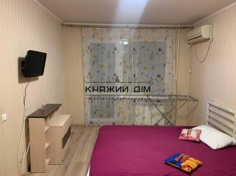 Оренда Квартира 2-кімнатна, 8/9 поверх на Березняковская ул. Київ - фото 12