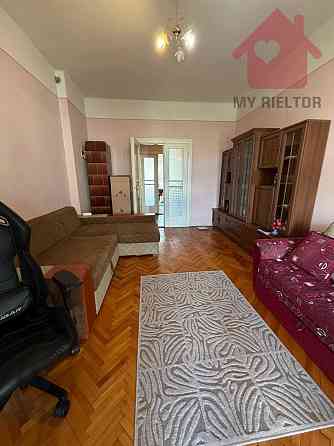 Продаж Квартира 3-кімнатна, 3/4 поверх на Гойди Uzhhorod
