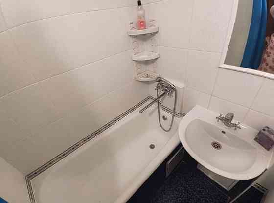 Оренда Квартира 3-кімнатна, 2/9 поверх на Березняковская ул., 38 а Kiev