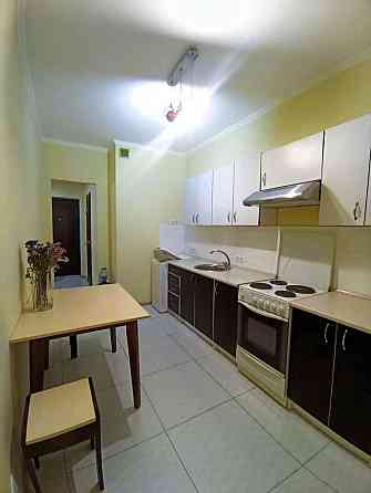 Оренда Квартира 1-кімнатна, 11/20 поверх на Светлая ул., 3Д Kiev