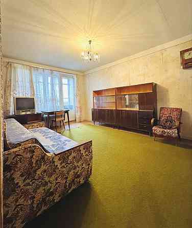 Продаж Квартира 2-кімнатна, 10/10 поверх на Володимирська вул., д. 73 Київ