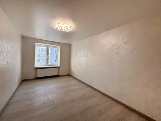 For sale 3-room Apartment 85 sq.m Вул. Іллєнка Ternopil'