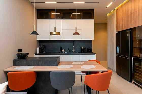 Продаж Квартира 4-кімнатна, 3/24 поверх на Дніпровська набережна вул., д. 14А Киев