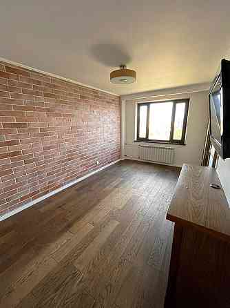 Продаж Квартира 3-кімнатна, 13/16 поверх на Володимира Івасюка вул., д. 43Б Київ