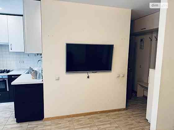 Оренда Квартира 3-кімнатна, 5/5 поверх на вул. Добрий Шлях, 5 Kiev