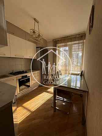 Продаж Квартира 2-кімнатна, 5/9 поверх на Освицька вул., 19 L'viv