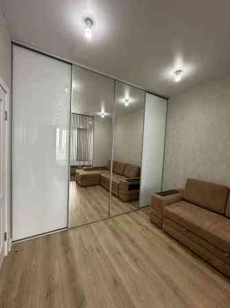 Продаж Квартира 1-кімнатна, 14/25 поверх на Толбухина улица, 135Б Одеса