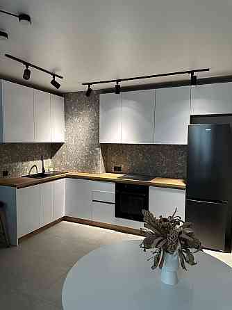 Оренда Квартира 1-кімнатна, 25/26 поверх на Ревуцкого ул., 54 Kiev