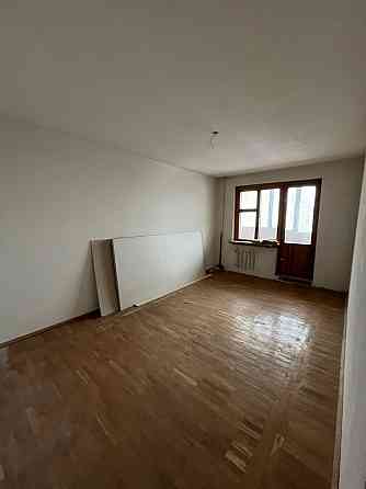 Продаж Квартира 3-кімнатна, 6/9 поверх на вул. Червоний Житомир