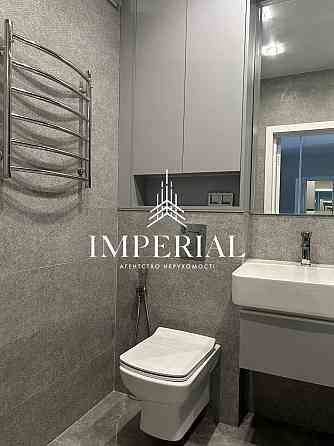 Продаж Квартира 2-кімнатна, 19/27 поверх на вул. просп. Степана Бандери Киев