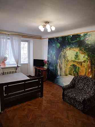 Оренда Квартира 1-кімнатна, 2/5 поверх на Будівельників, 26 Київ