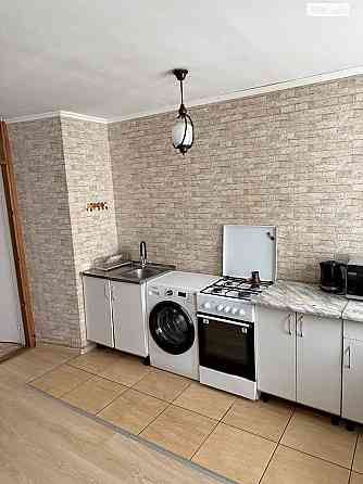 Оренда Квартира 1-кімнатна, 1/9 поверх Kiev