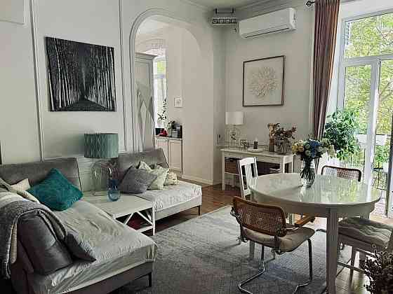 Продаж Квартира 3-кімнатна, 2/3 поверх на Тарасівська вул., д. 19 Киев