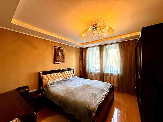 Продаж Квартира 2-кімнатна, 2/25 поверх на Голосіївська вул., д. 13-А Київ