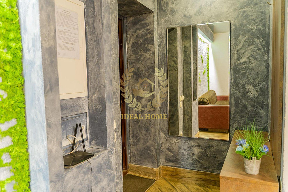 Квартира в цоколі з ремонтом та меблями, поруч інфраструктура і ліс  - фото 4