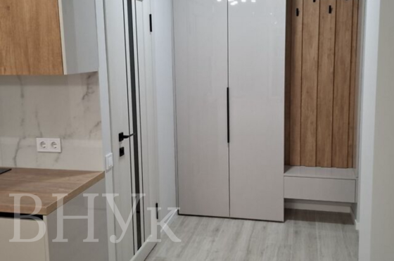 Продаж Квартира 1-кімнатна, 5/8 поверх на вул. Львівська Ternopil'