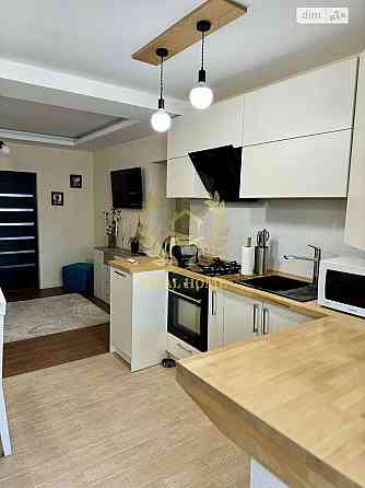 Продаж Квартира 1-кімнатна на Радужная ул., 147 