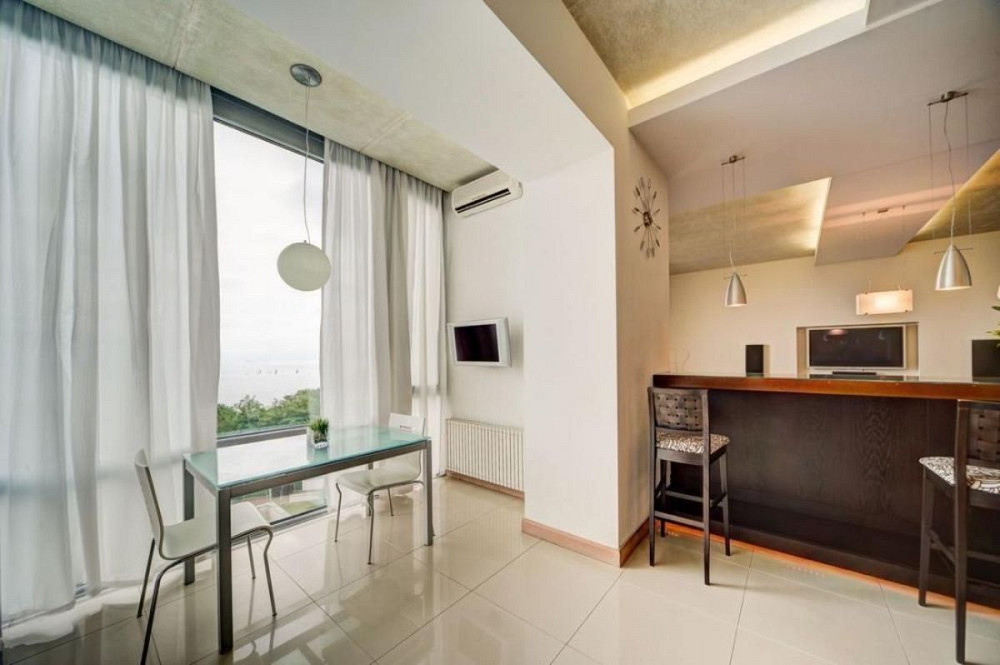 Продаж Квартира 4-кімнатна, 5/9 поверх на Черноморская ул., 1 Одесса - изображение 4