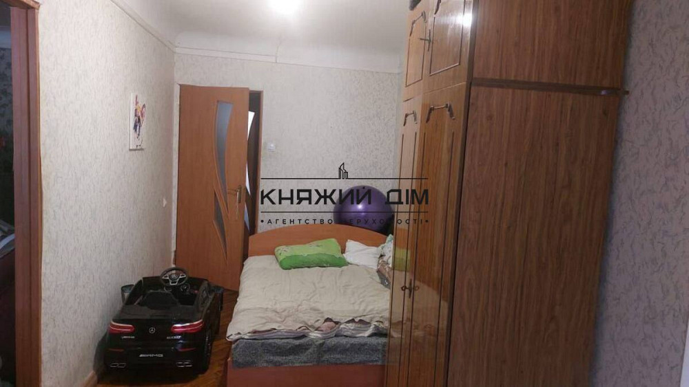 Продаж Квартира 3-кімнатна, 1/5 поверх на Воздухофлотский просп. Киев - изображение 1