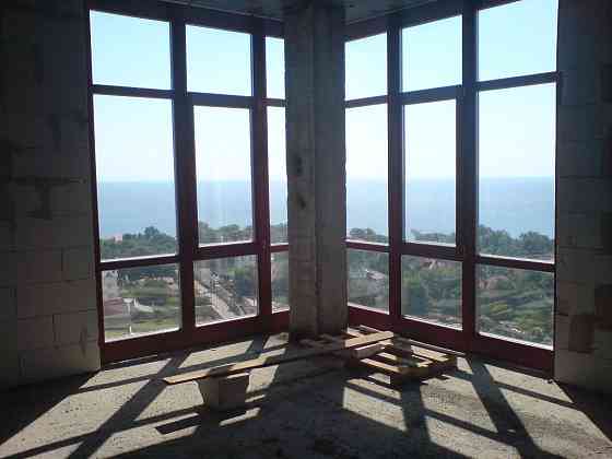 Продам 2 комнатную квартиру с прямым видом на море. Одесса