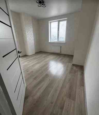 Продаж Квартира 3-кімнатна на ул. Жемчужная, 5б Лиманка