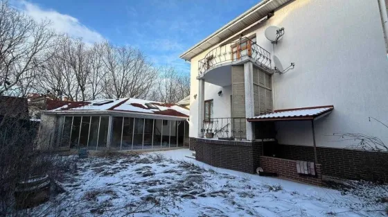 Продажа 2-этажный Дом с участком 5 сот 301 кв.м 5 комн. на Теплична Одесса