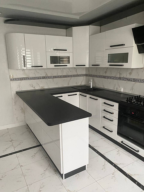 Продаж Квартира 3-кімнатна, 2/9 поверх на вул. Хоткевича Львов - изображение 1