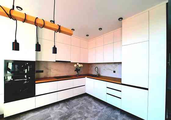 Продаж Квартира 3-кімнатна, 14/26 поверх на Набережно-Рибальська вул., д. 27 Київ