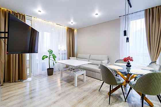 Продаж Квартира 2-кімнатна, 11/26 поверх на Родини Крістерів вул., д. 2 Kiev